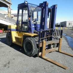 Xe nâng dầu 8 tấn cũ